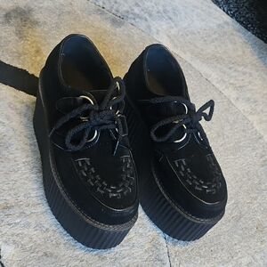 Urban Renewal Underground Black Creepers